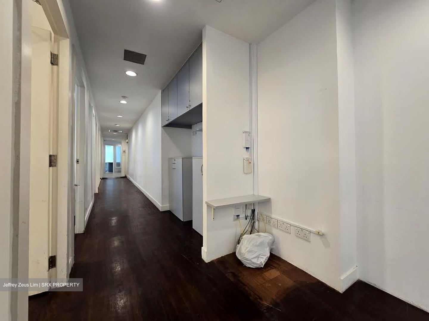 The Octagon (D1), Office #572112761